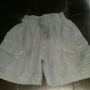 Toddlers boys Faded Glory size 5 Gray shorts